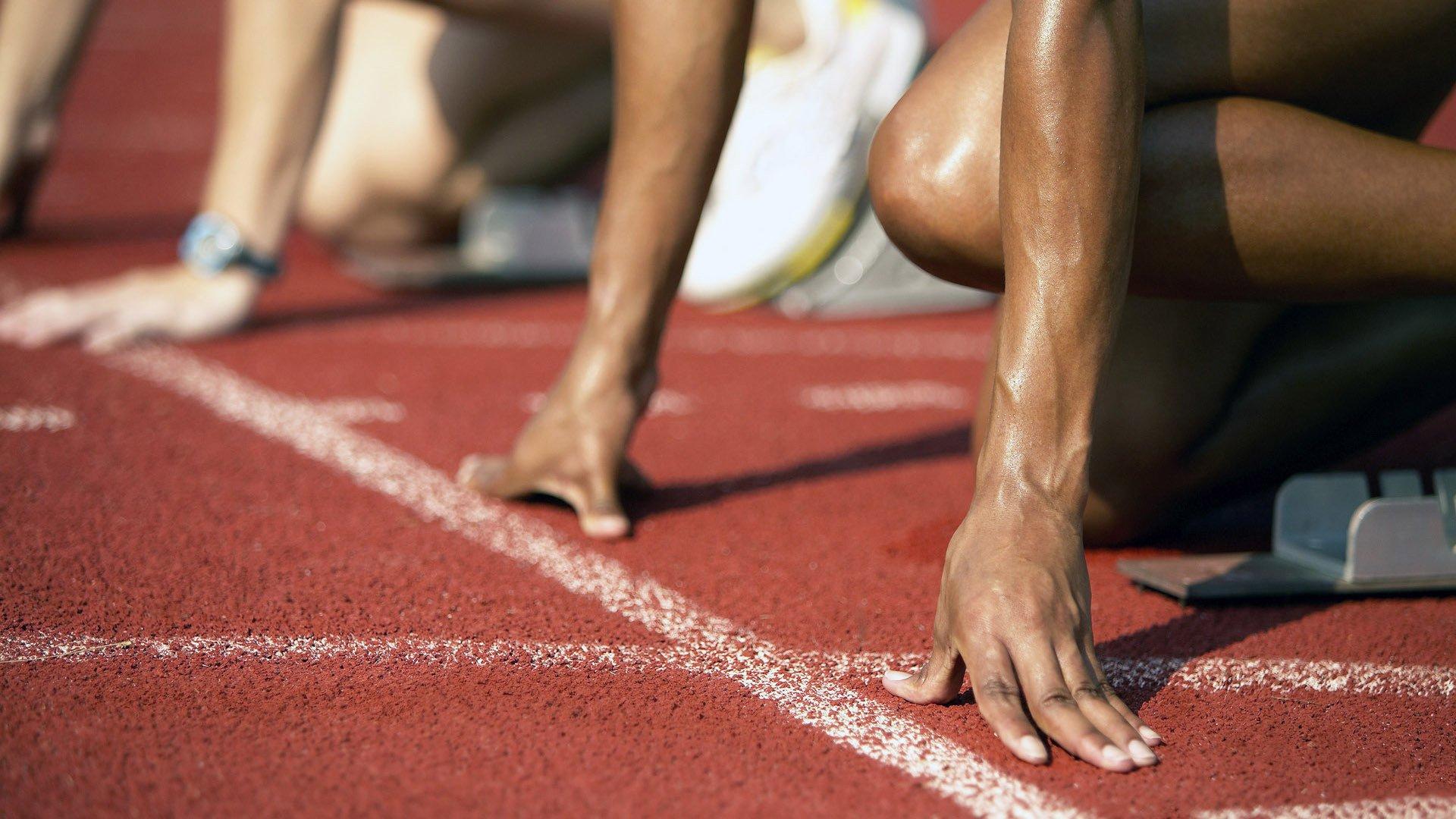 德天空独家,巴萨体育总监德科全力运作纳坦-塔转会,2000万欧元报价已提交勒沃库森